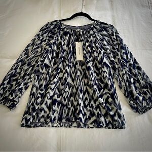 Calvin Klein NWT Long Sleeve Blouse.  Blue and White. Size small.